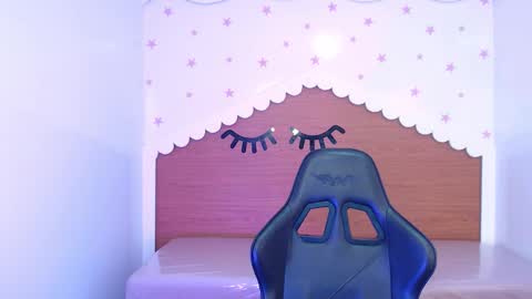 CARLYE   online show from November 21, 3:16 am