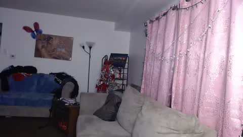 Snapshot of carliecreams chatting on January 8, 3:08 am Carlie online show from January 8, 3:08 am