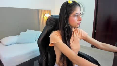 Snapshot of carlina_15 chatting on September 20, 12:28 pm C A R L I N A online show from September 20, 12:28 pm