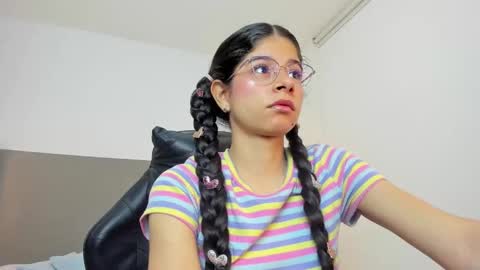 Snapshot of carlina_15 chatting on September 23, 12:19 pm C A R L I N A online show from September 23, 12:19 pm