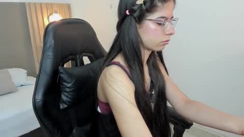 Snapshot of carlina_15 chatting on October 25, 12:13 pm C A R L I N A online show from October 25, 12:13 pm