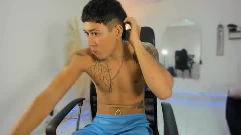 Snapshot of carlitosex09 chatting on November 24, 12:49 pm master online show from November 24, 12:49 pm