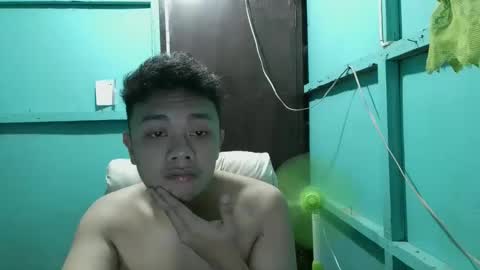 Snapshot of carlo_loverboy chatting on January 8, 5:59 pm carlo_loverboy online show from January 8, 5:59 pm