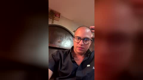 Snapshot of carlobukowski26 chatting on June 30, 12:17 pm carlobukowski26 online show from June 30, 12:17 pm