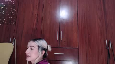 carly grasso  online show from February 9, 3:32 am