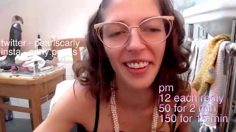 Carly Pearls online show from December 22, 11:11 am