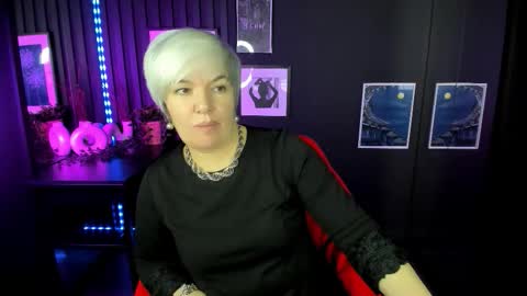 Carmen online show from December 22, 9:01 pm