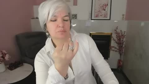 Carmen online show from April 20, 9:01 am