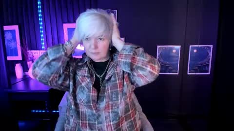 Carmen online show from April 22, 9:27 pm