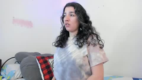 carmesix__ online show from December 3, 8:39 pm