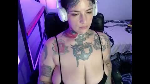 CARMILLA ROSS online show from February 8, 4:25 am