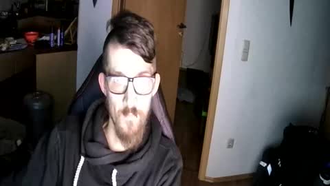 carnifex3112 online show from March 6, 4:09 am