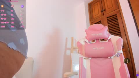    online show from April 8, 5:18 am