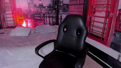 Snapshot of caro_sexyhot chatting on November 15, 1:47 am carolina online show from November 15, 1:47 am