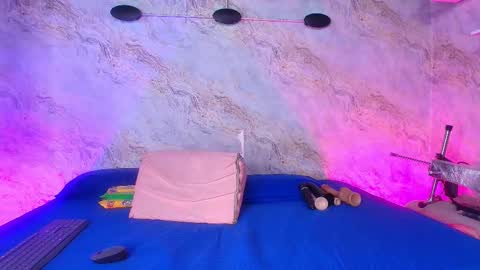 Carol online show from November 1, 7:16 pm