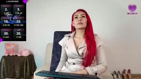 Snapshot of carol_love11 chatting on December 24, 2:33 pm Carol love11 online show from December 24, 2:33 pm