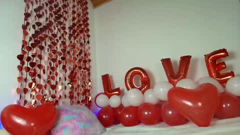 Snapshot of carol_love11 chatting on February 15, 2:15 am Carol love11 online show from February 15, 2:15 am