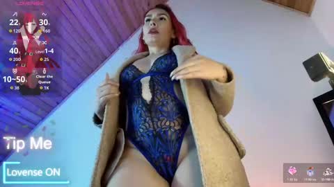 Snapshot of carol_love11 chatting on September 24, 5:27 pm Carol love11 online show from September 24, 5:27 pm