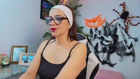 CAROL online show from October 21, 11:00 am