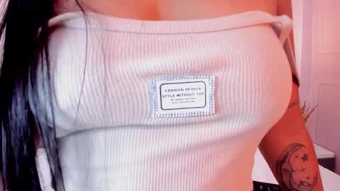 carol_sucker online show from December 5, 3:30 pm