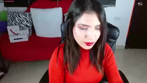 Snapshot of carolaine69_ chatting on September 22, 1:35 pm Caroline online show from September 22, 1:35 pm