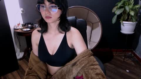 Snapshot of carolaird_25 chatting on September 27, 7:08 pm carolaird online show from September 27, 7:08 pm