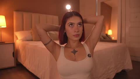 carolart online show from April 10, 10:36 pm