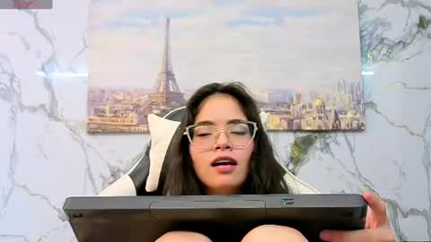 carolina23_pm online show from June 24, 11:15 pm