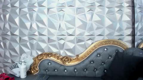 Snapshot of carolina_lenon chatting on February 23, 7:00 pm Angie Carolina online show from February 23, 7:00 pm