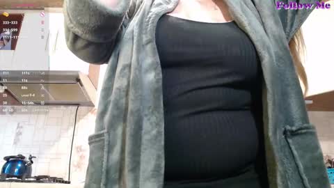 Snapshot of carolinadiamond chatting on October 8, 10:35 am carolinadiamond online show from October 8, 10:35 am