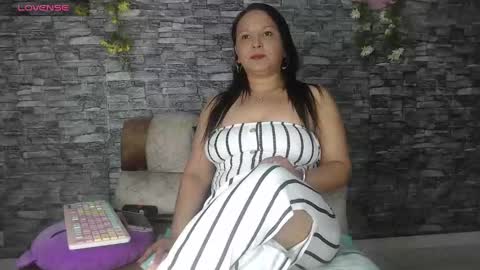 Camelia online show from September 9, 11:59 pm