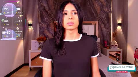 caroline_foster1 online show from February 24, 12:25 pm