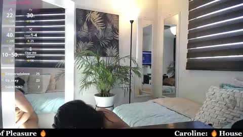 C A R O L I N E online show from February 26, 1:32 pm