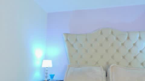 Caroline online show from March 25, 8:26 pm