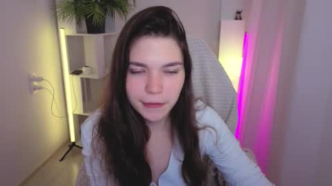Caroline online show from September 28, 5:57 am