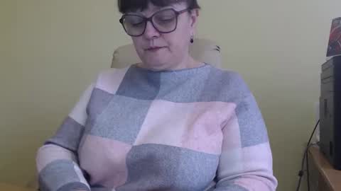 CarolineDream  online show from November 4, 8:24 am