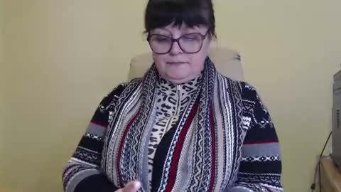 CarolineDream  online show from November 11, 11:10 am