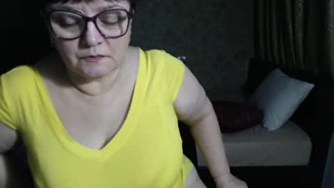 CarolineDream  online show from November 24, 7:13 pm