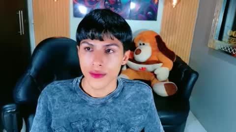 carolinejesh online show from January 11, 8:14 pm