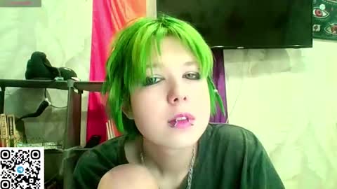 Snapshot of carolinerichter chatting on February 22, 1:53 pm CarolineRichter online show from February 22, 1:53 pm