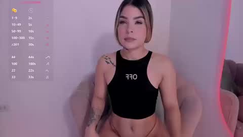 carolinna_ online show from September 9, 12:48 pm