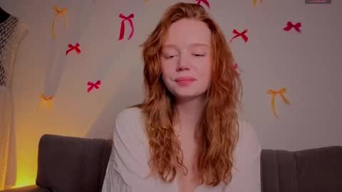 Snapshot of carolinnk chatting on April 16, 9:15 pm Caro online show from April 16, 9:15 pm
