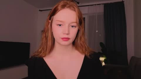 Snapshot of carolinnk chatting on April 25, 7:00 pm Caro online show from April 25, 7:00 pm