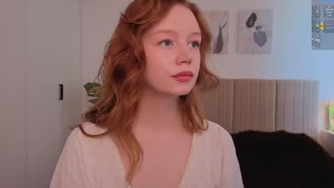 Snapshot of carolinnk chatting on May 2, 9:47 am Caro online show from May 2, 9:47 am