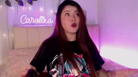 Snapshot of caromartiinnez chatting on October 23, 4:50 pm    online show from October 23, 4:50 pm