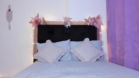 Snapshot of carorosse chatting on January 1, 12:00 am Caro online show from January 1, 12:00 am