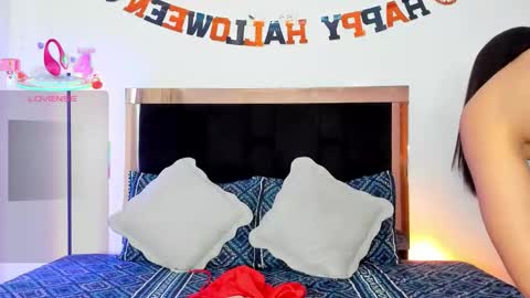 Snapshot of carorosse chatting on October 12, 6:18 pm Caro online show from October 12, 6:18 pm