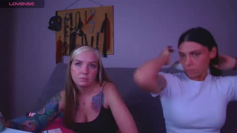 Carrie online show from November 20, 6:40 pm