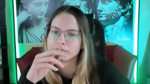 carrie_roses online show from September 15, 4:12 am