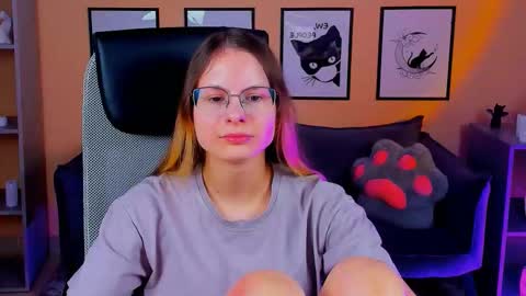 carrie_roses online show from October 10, 4:55 am